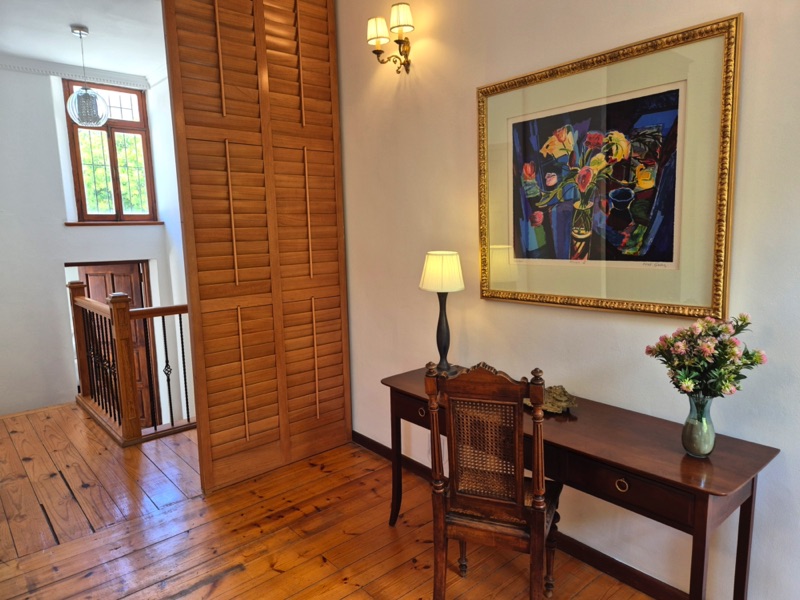 19 Jarvis Street - Bedroom 1 and hallway