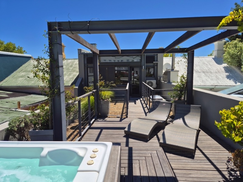 2 Bayview Terrace - hot tub roof deck