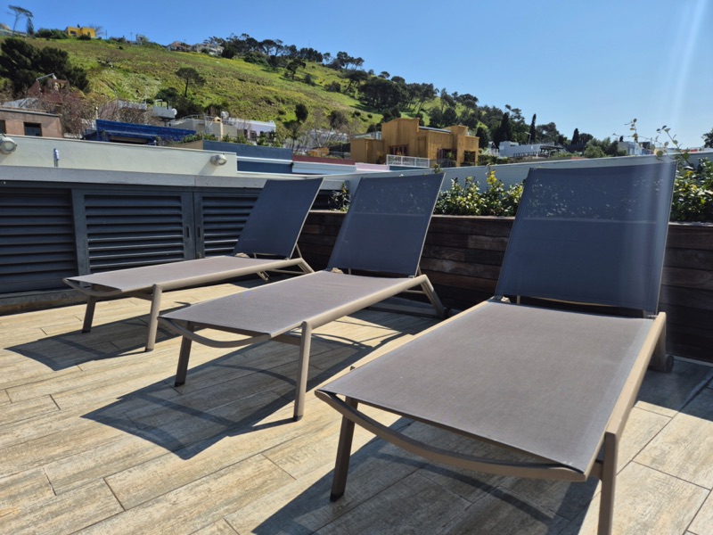 76 Waterkant Street - roof terrace sun loungers