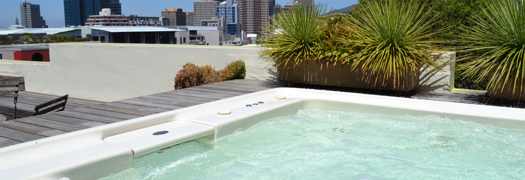 42 Napier Street - Jacuzzi deck & views