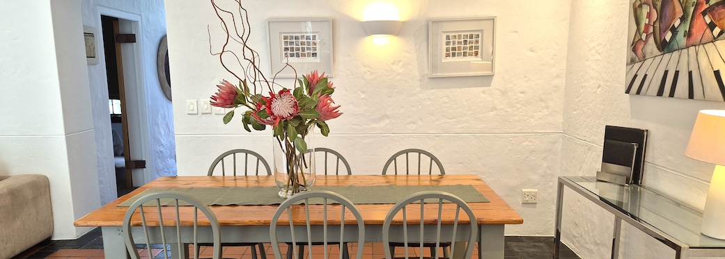 42 Napier Street - dining area