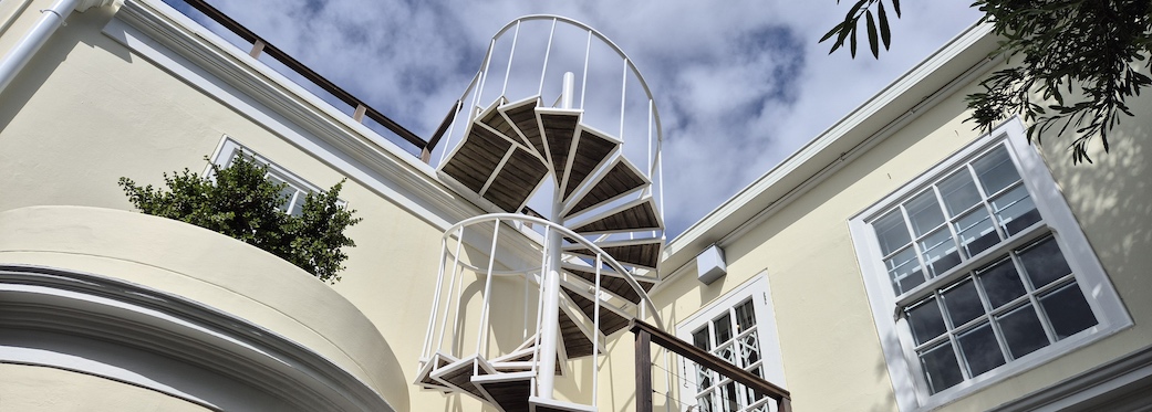 42 Napier Street - spiral stairs to top roof deck